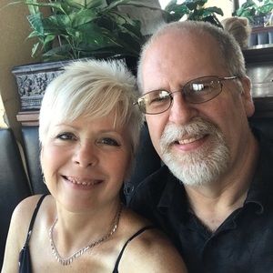 Meet your Poshers, Louisa & Dan.